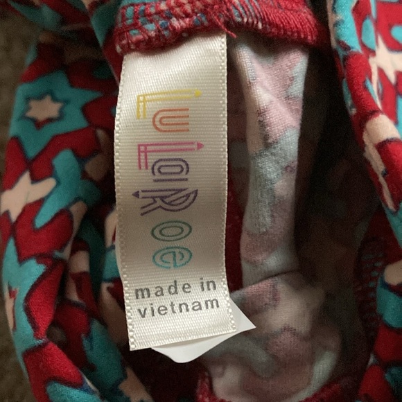 NWT LuLaRoe TC Leggings blue red off-white Tall & Curvy 4th of July LLR New - Picture 2 of 3
